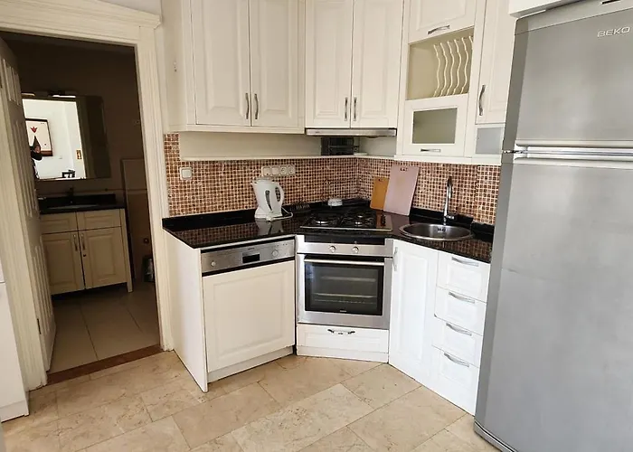 Ferdi Kiralama 公寓 *